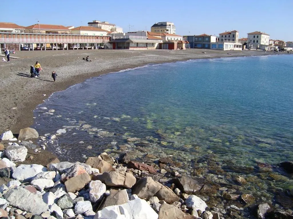 Appartamento Venere Cecina  0*, Cecina (Livorno) Italy